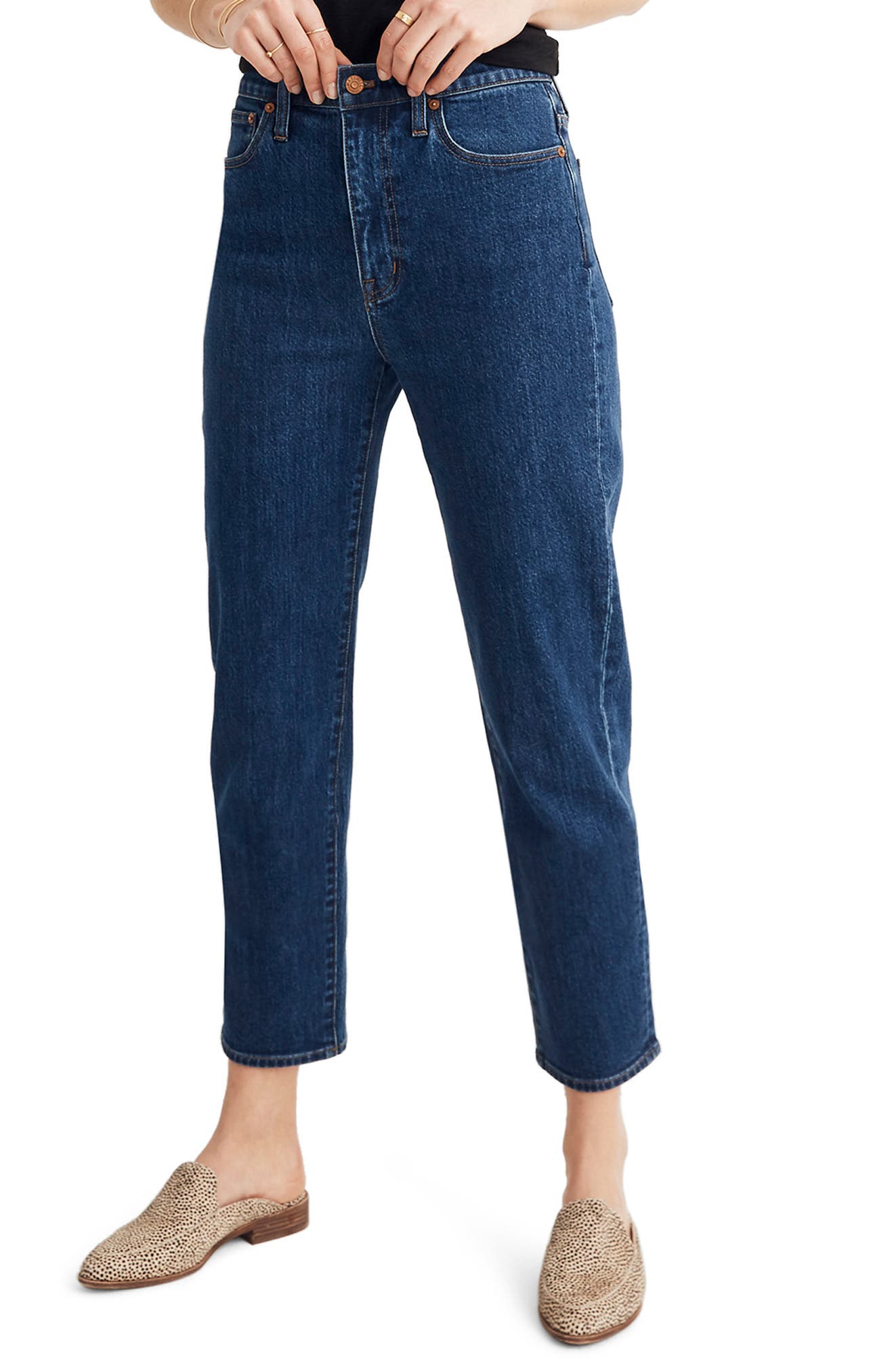tapered jeans in bellclaire wash