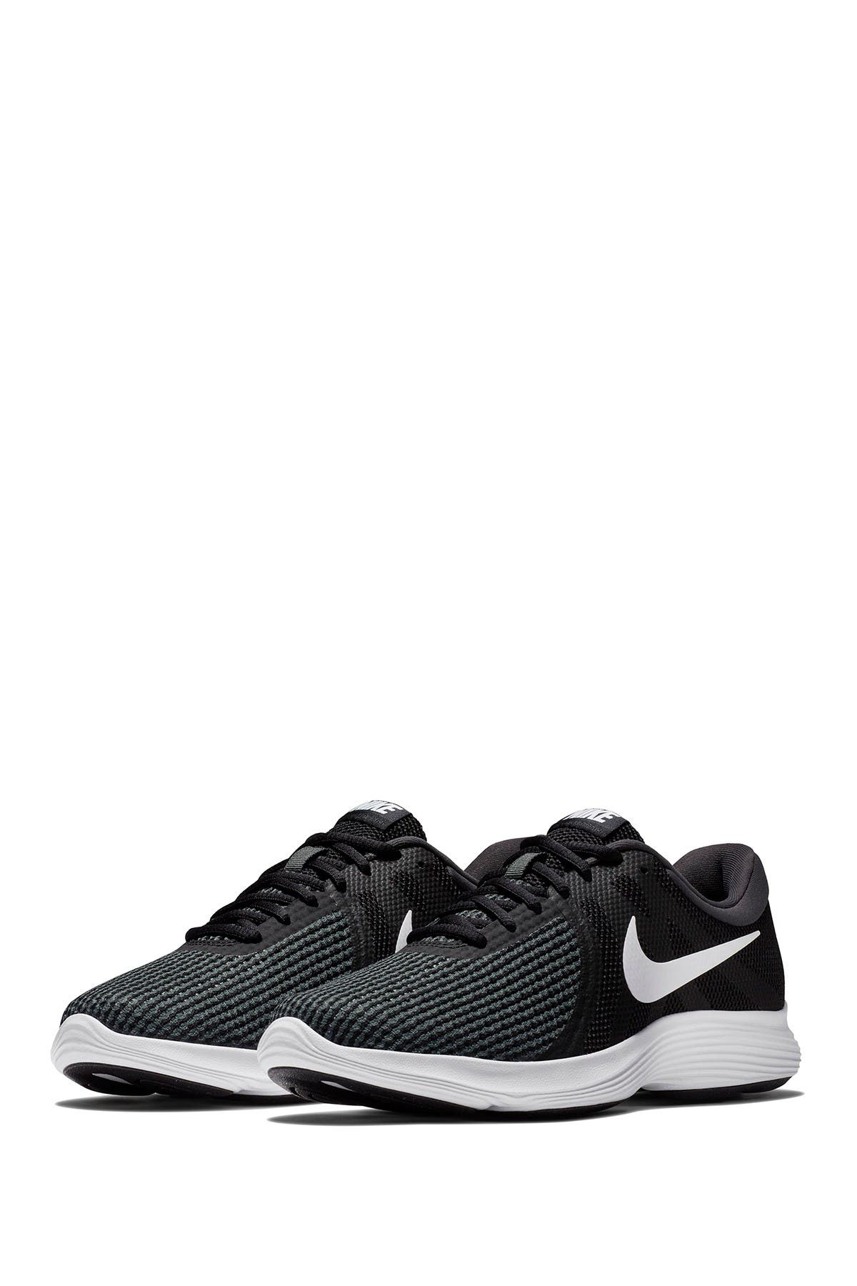 nike revolution 4 sn00