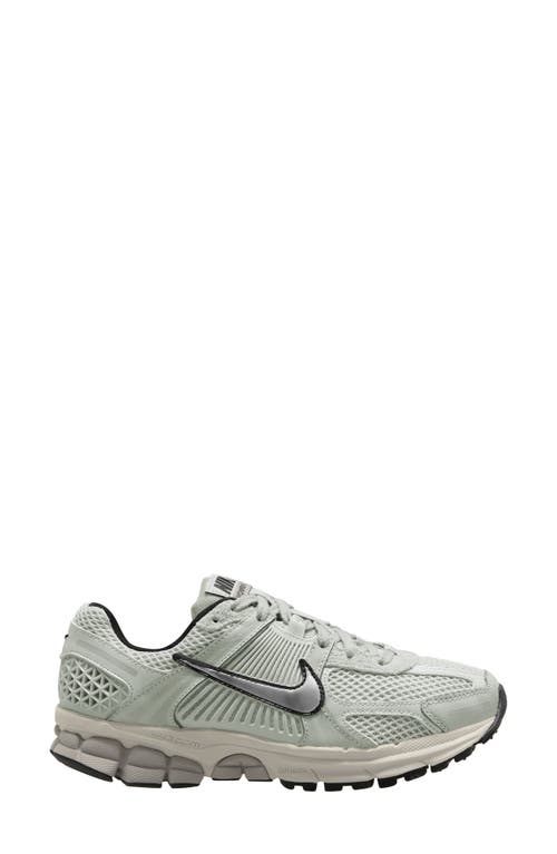 Nike Zoom Vomero 5 Sneaker at