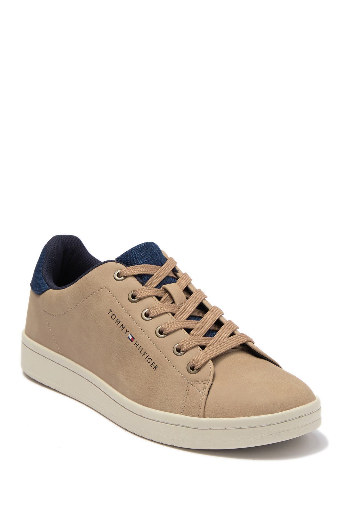 tommy hilfiger loyal sneaker