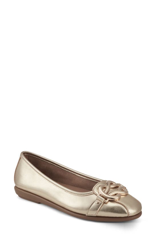 Aerosoles Big Bet Pebbled Flat In Soft Gold Vegan