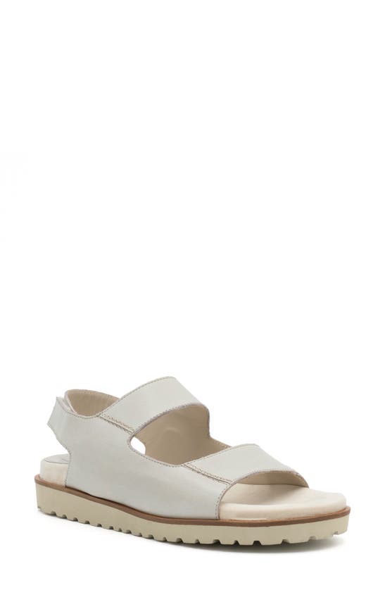 Amalfi By Rangoni Barbera Slingback Sandal In White