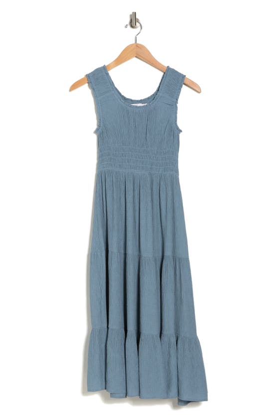Rachel Parcell Smocked Tiered Midi Dress In Chambray