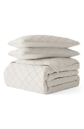 Shop Homespun 3-piece Diamond Stitch Quilt Set In Natural