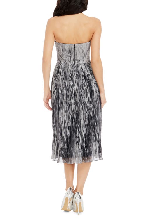 DRESS THE POPULATION DRESS THE POPULATION NADINE METALLIC STRAPLESS FIT & FLARE COCKTAIL DRESS