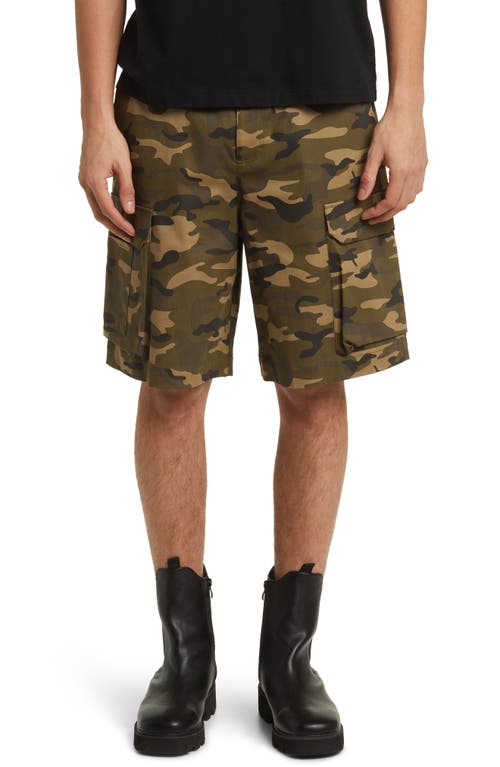 Frame Cargo Shorts In Camo/noir