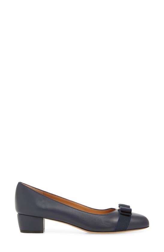 Shop Ferragamo Vara Soft Pump In Midnight