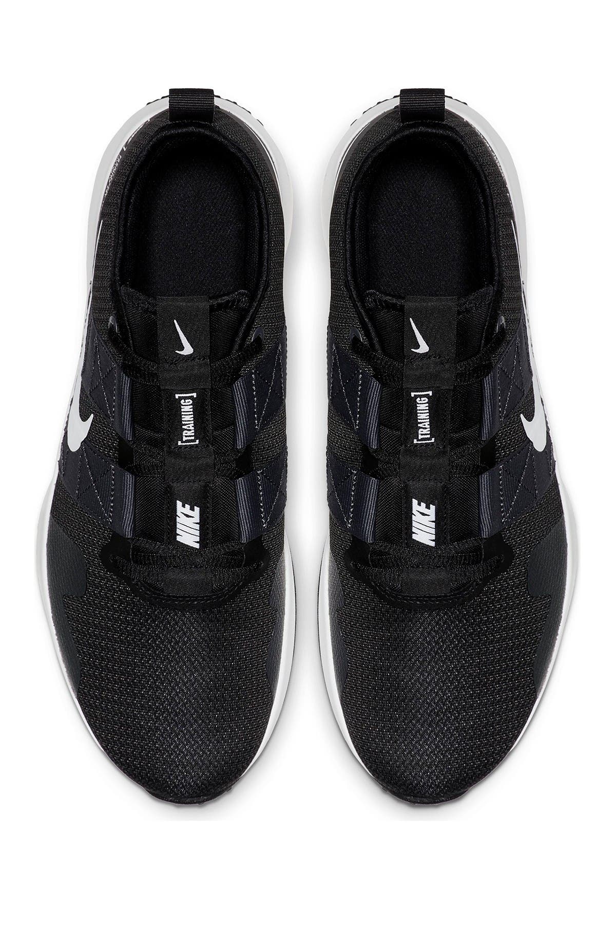 nike varsity compete 2 trainer