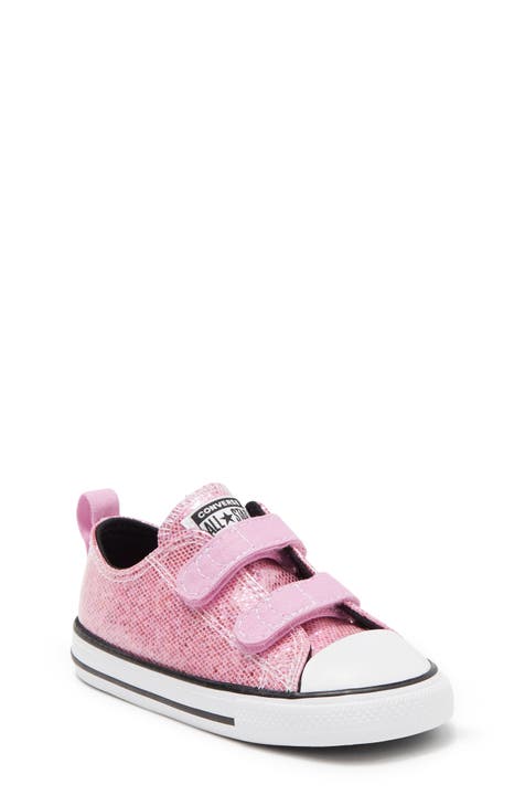 Baby Girls' Converse Chuck Taylor All Star Heart Print 2V OX Sneakers | forum.iktva.sa
