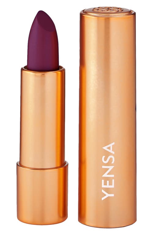 Super 8 Vibrant Silk Lipstick in Passion