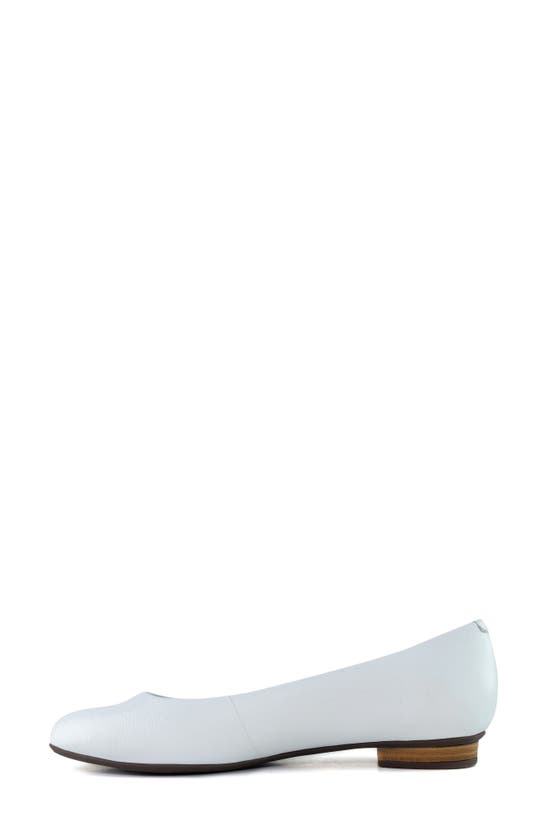 Marc Joseph New York Ferris Flat In White Napa Soft
