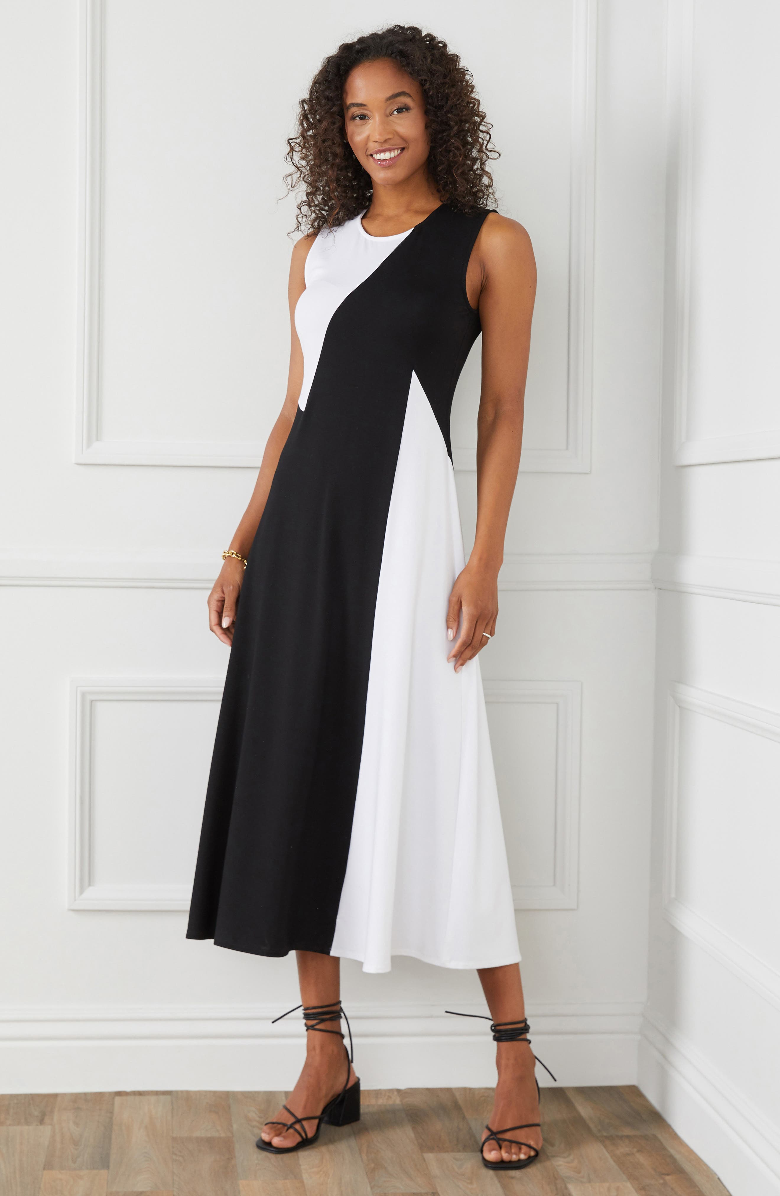 Karen Kane Sleeveless Colorblock Maxi Dress in Black W/White