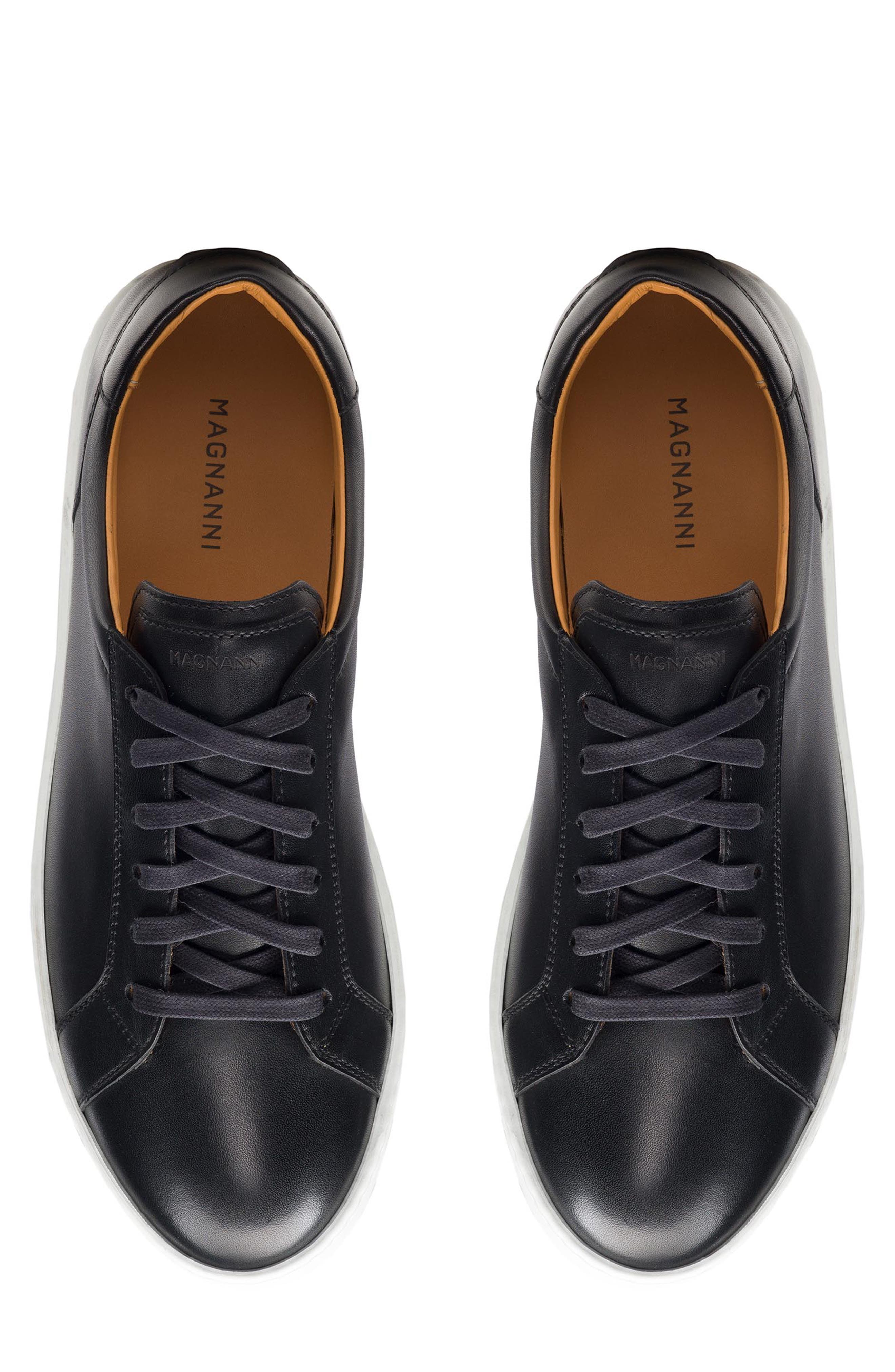 Magnanni Costa Leather Low Top Sneaker 