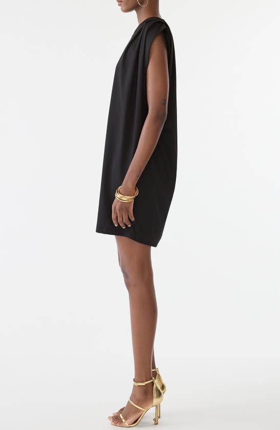 Shop Gstq Pleated Padded Shoulder Shift Dress In Black Beauty