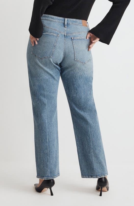 Shop Madewell The '90s Crease Edition Straight Jeans In Rondell Wash