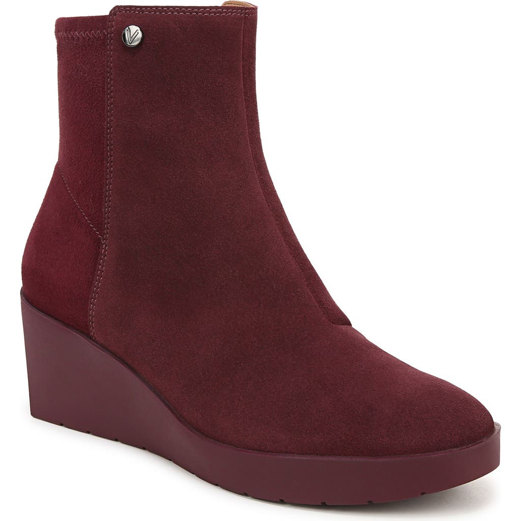 Vionic Skylar Wedge Boot In Port Wine