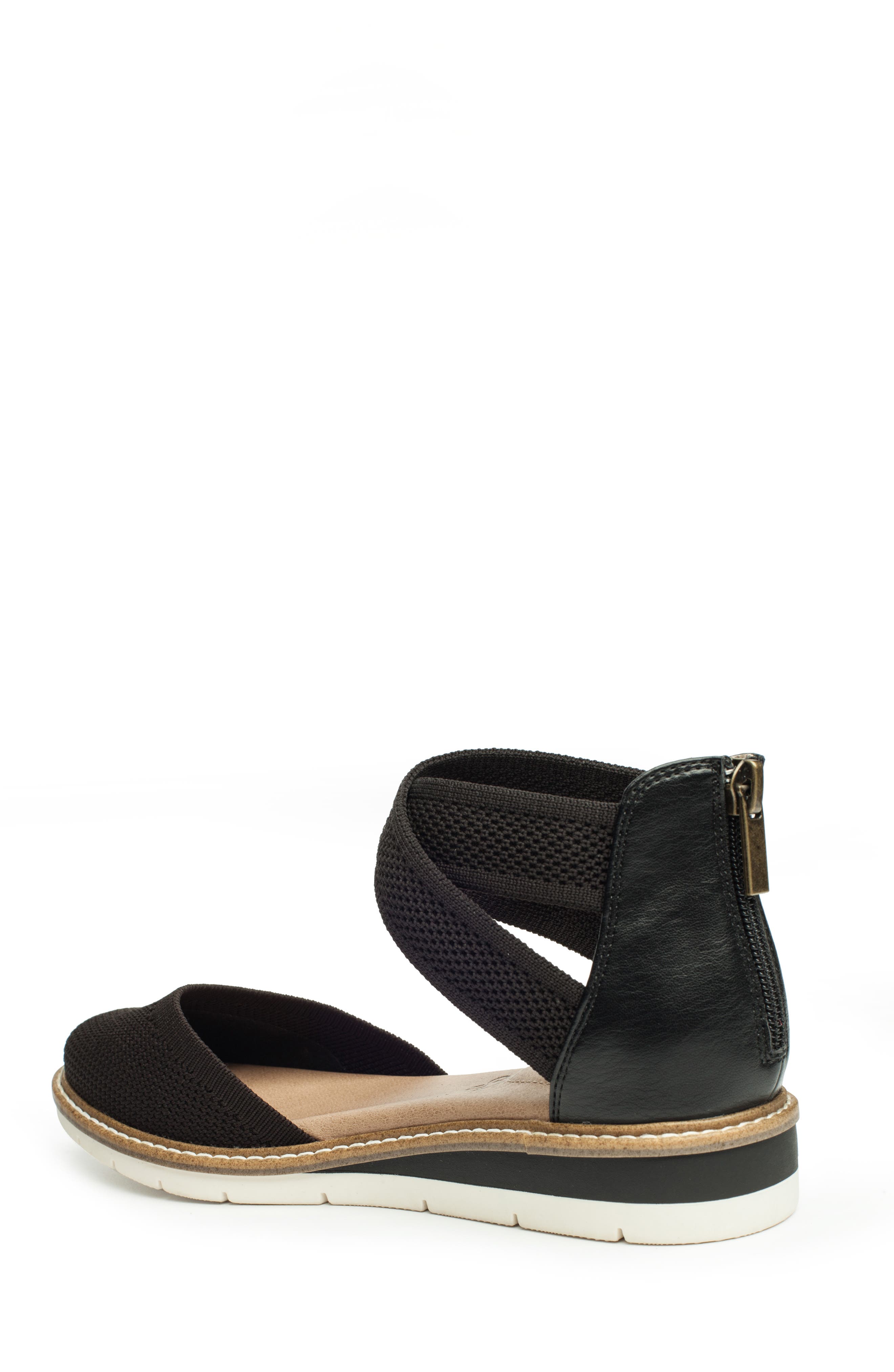 nordstrom closed toe sandals