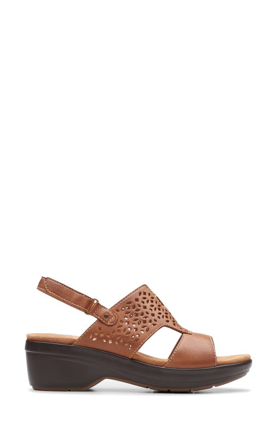 Shop Clarks (r) Tuleah Sun Platform Sandal In Tan Leather