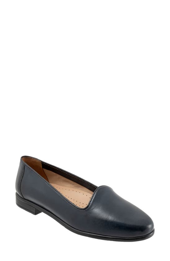 Shop Trotters Liz Lux Flat In Navy