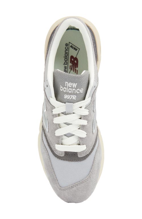 New Balance 997r Sneaker In Shadow Grey/raincloud