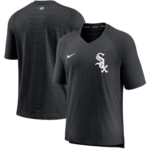 Nike Men's Navy Detroit Tigers Authentic Collection Pregame Raglan  Performance V-Neck T-shirt