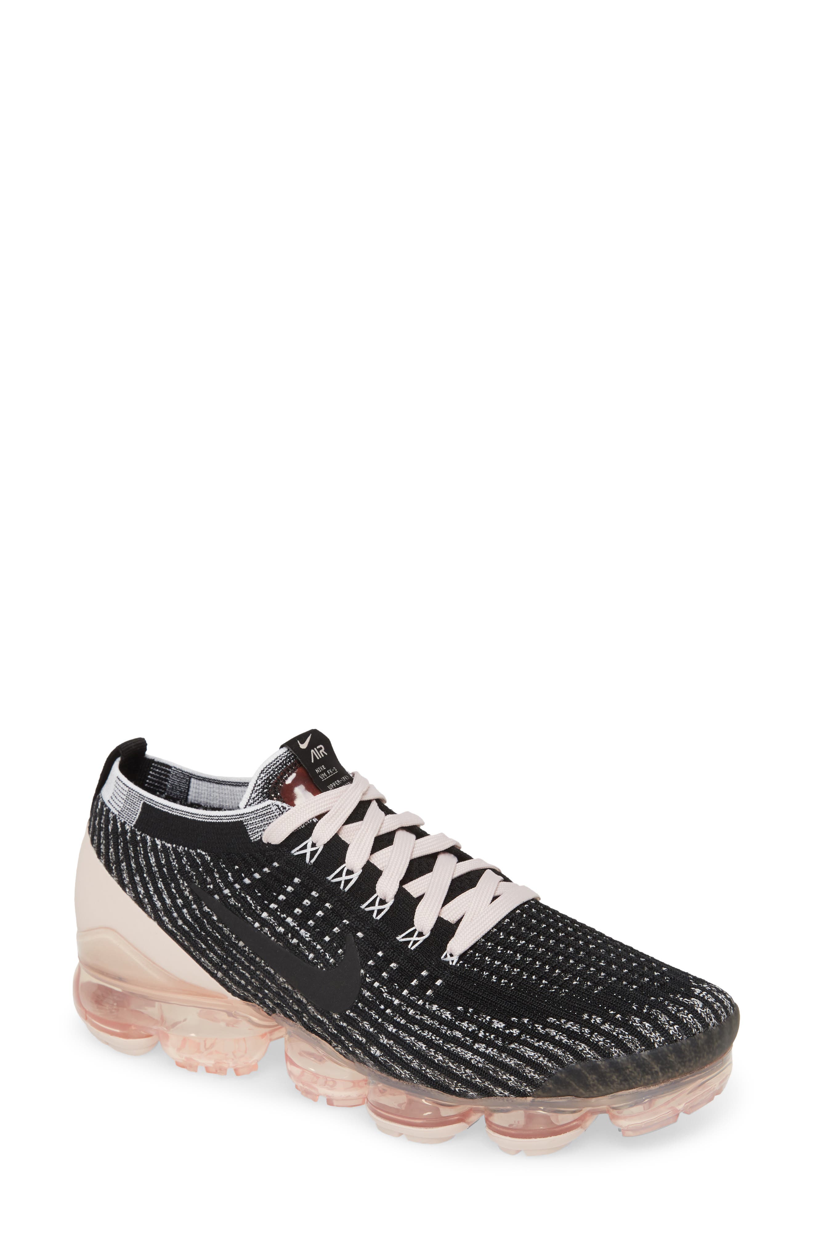 vapormax women's black and gold