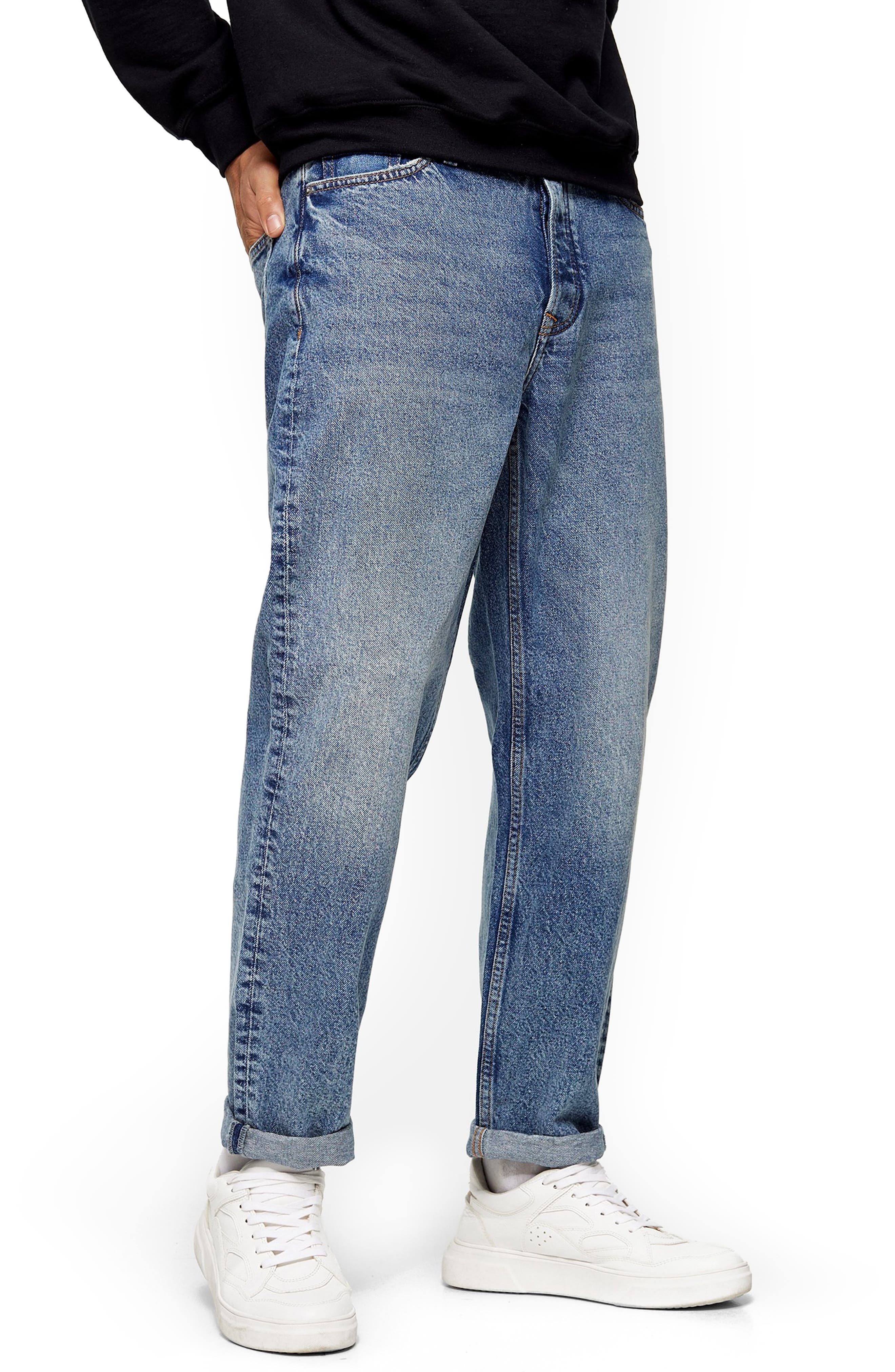 straight leg mid wash jean