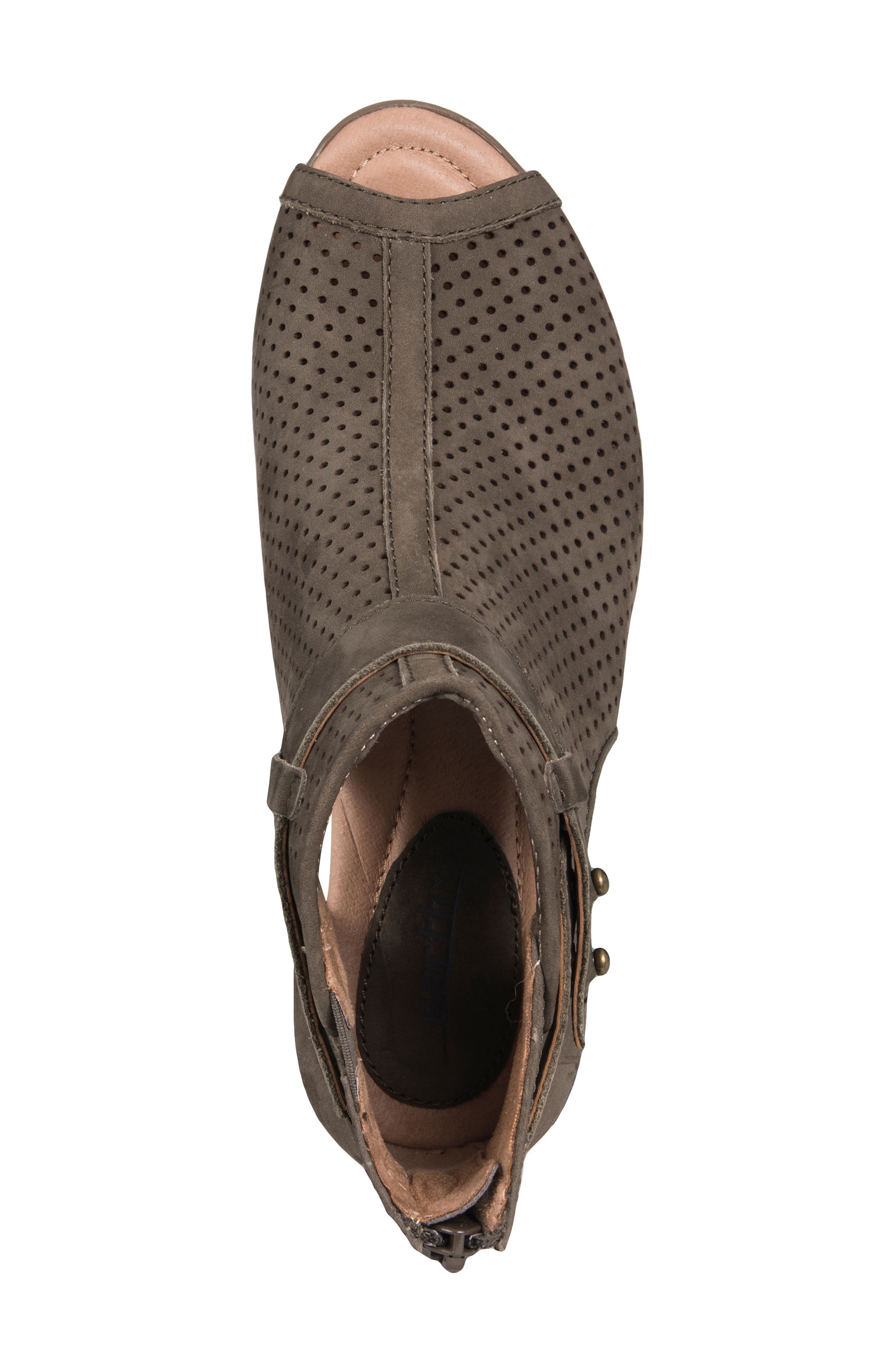 earth intrepid bootie