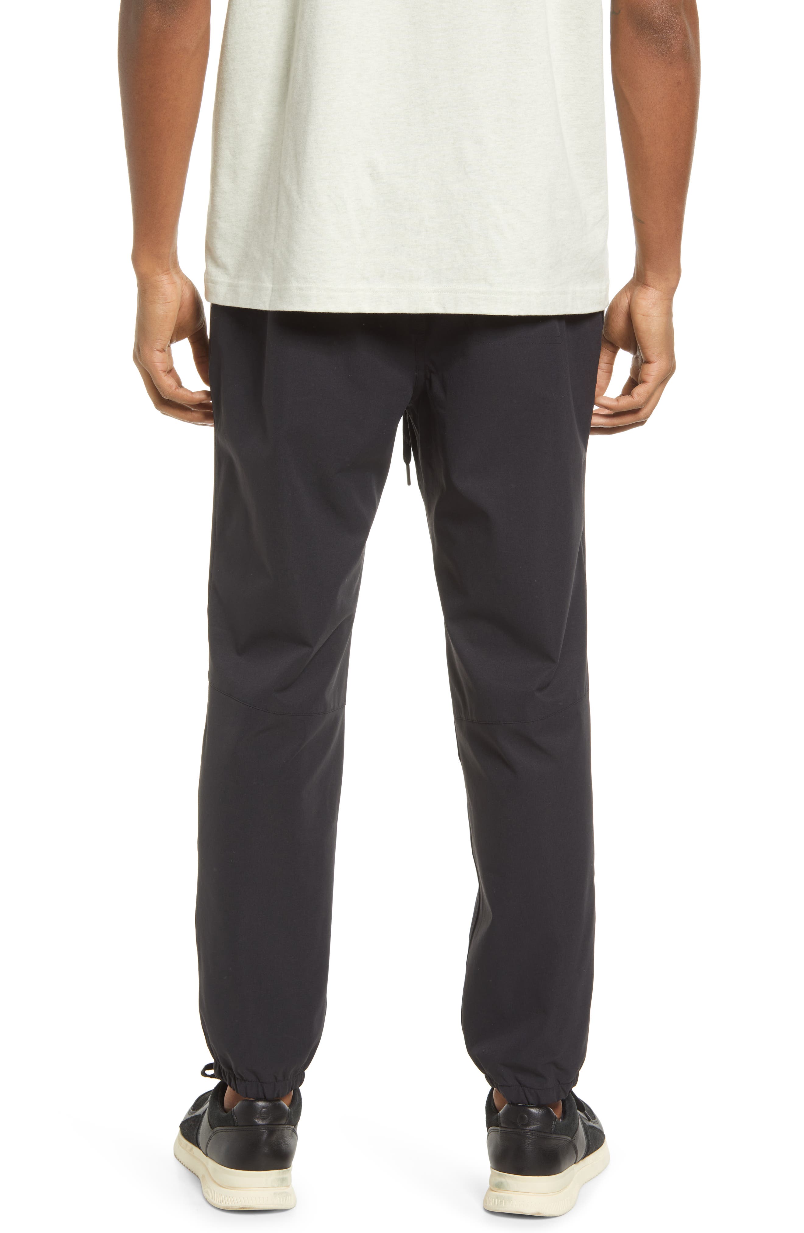 L.L.Bean Men's Multisport Jogger Pants 