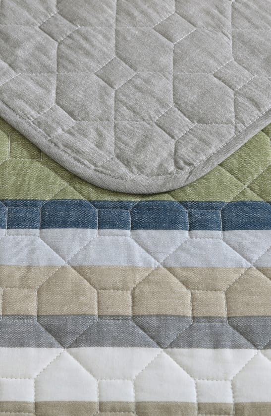 Eddie Bauer Salmon Ladder Cotton Quilt 3-piece Set In Khaki/ Navy