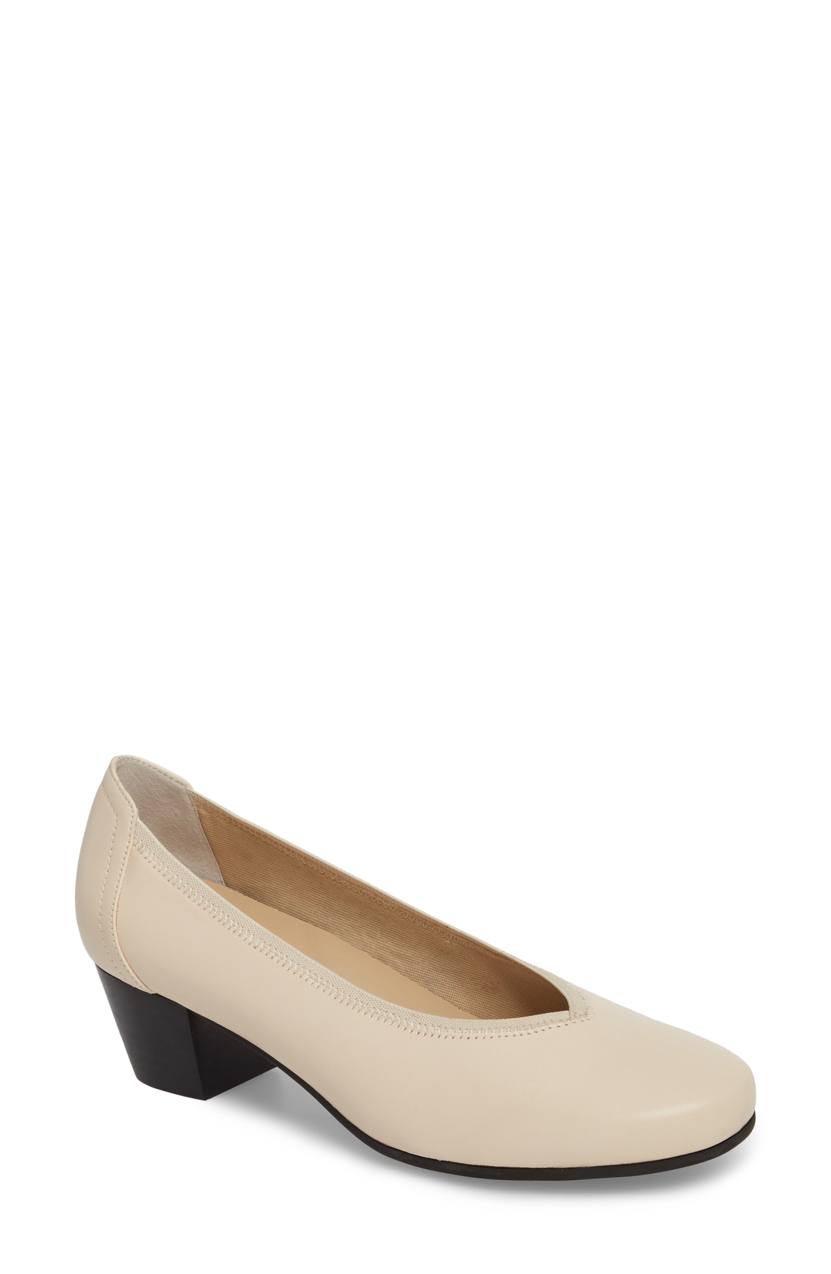 David Tate Madera Pump, Beige