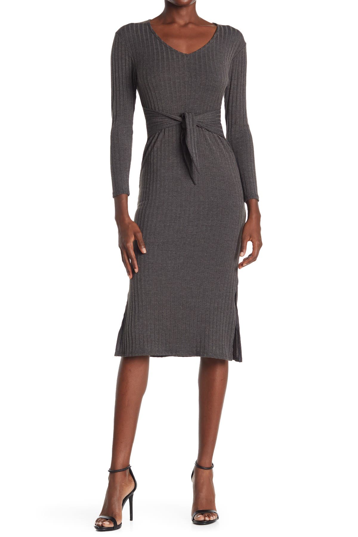 velvet torch cap sleeve midi dress