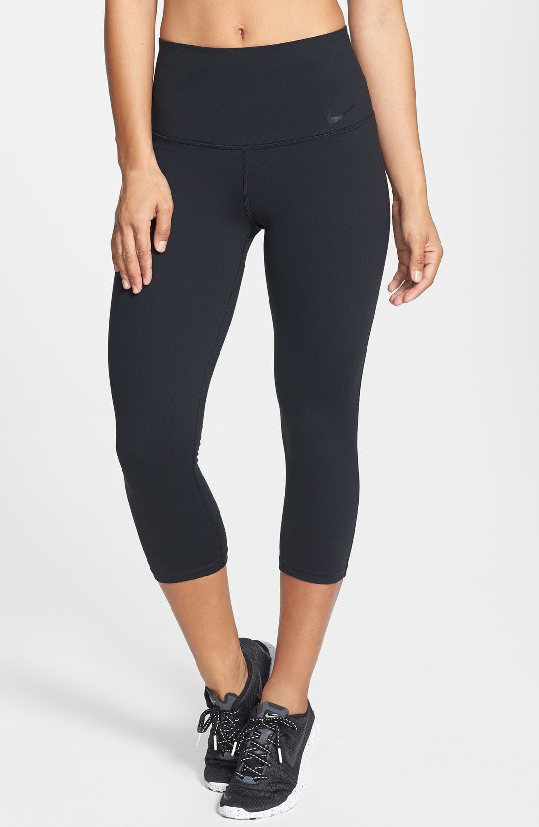 nike sculpt capri