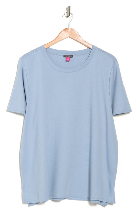 Vince Camuto Crewneck T-shirt In Blue Willow