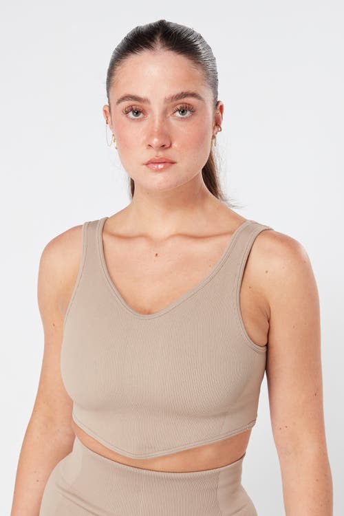 Twill Active Recycled Seamless Rib Dip Hem Sports Bra In Mocha