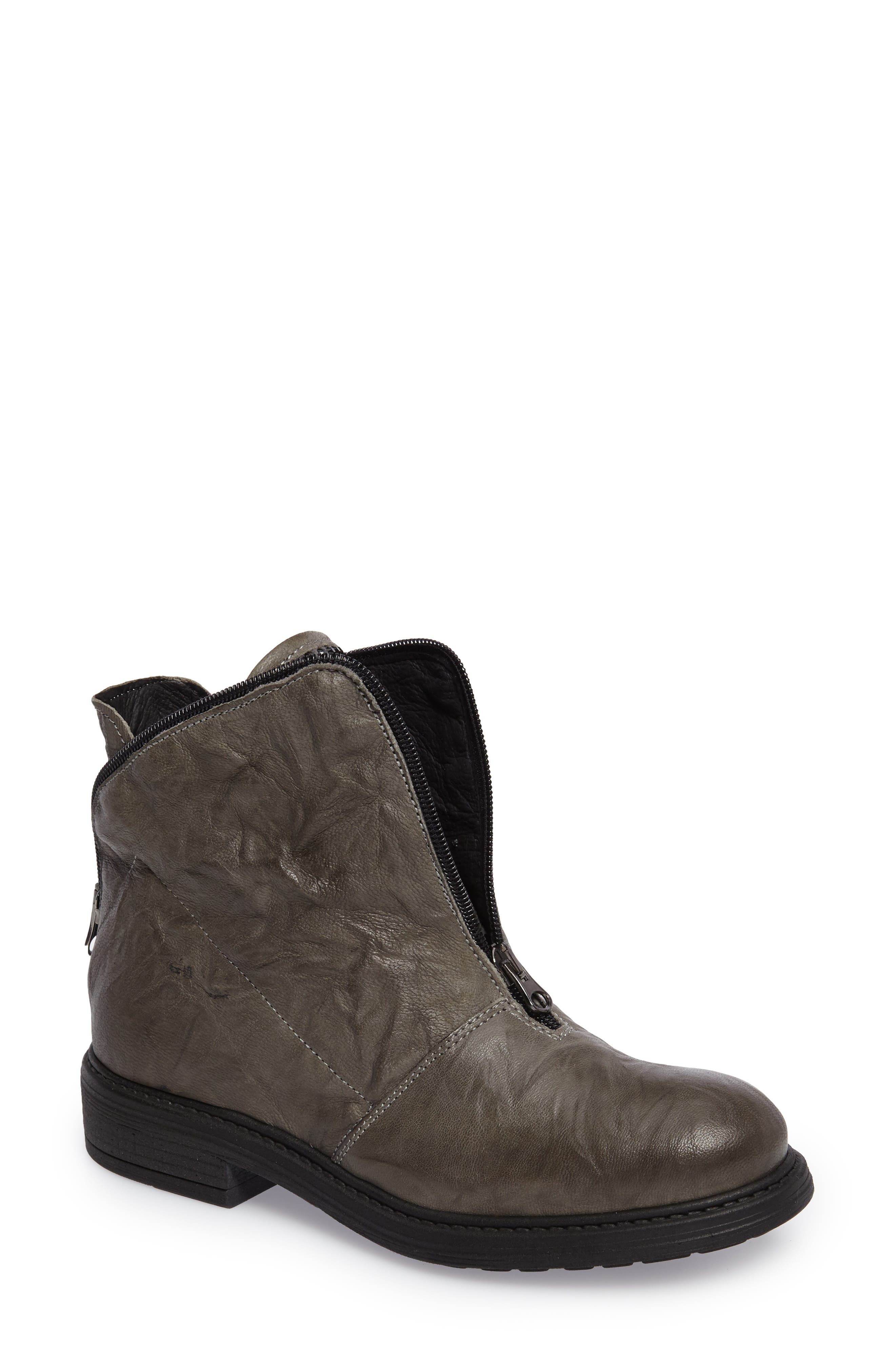 Sheridan Bling Bootie Metallic