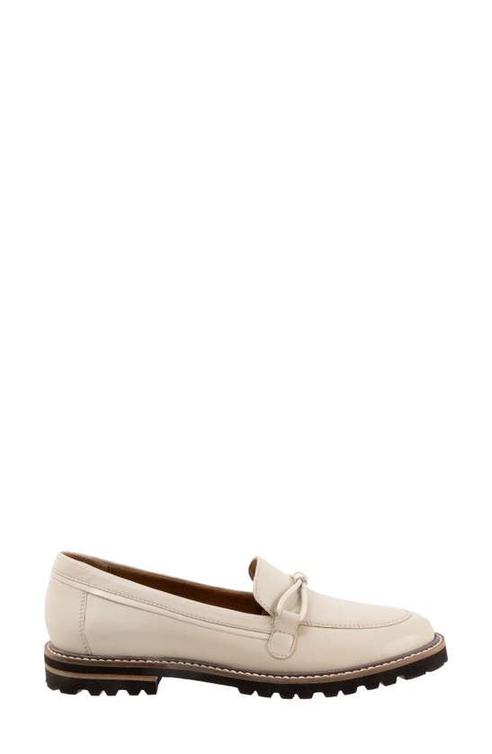 Shop Trotters Fiora Loafer In Ivory