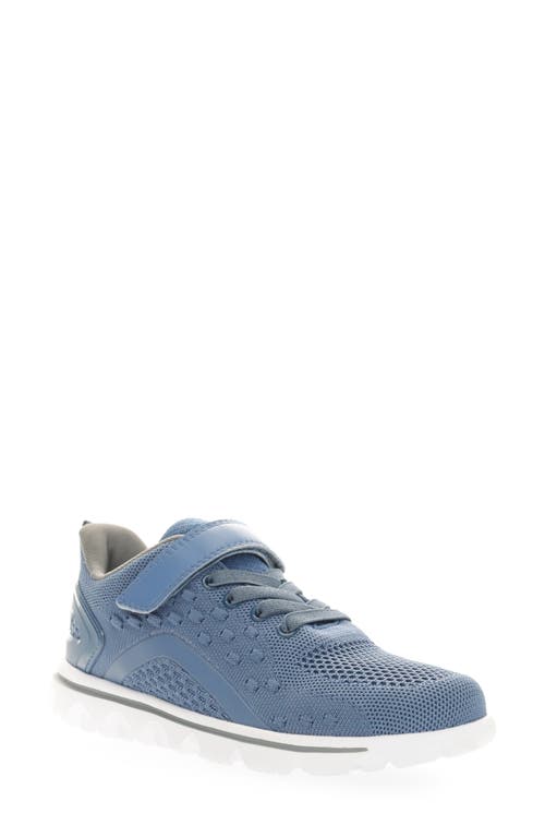 Propét Travelactiv Axial Fx Sneaker In Denim/grey