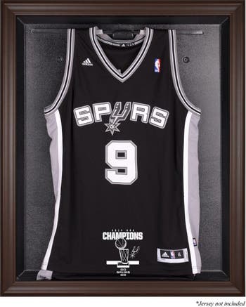 NBA Store drops official San Antonio Spurs masks