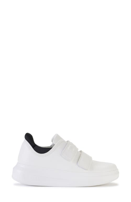 Dkny Jamiah Platform Sneaker In White/ Black