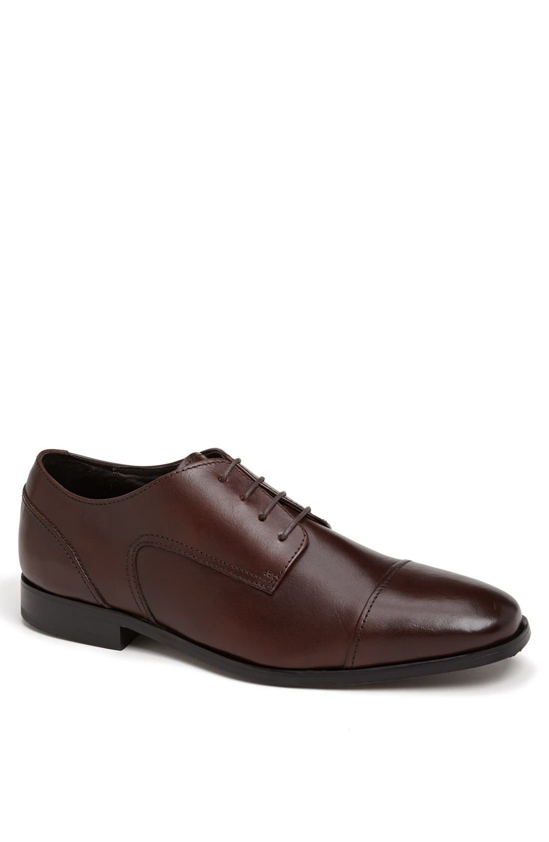 florsheim center cap toe derby