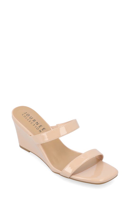 Journee Collection Tru Comfort Foam Clover Wedge Sandal In Nude