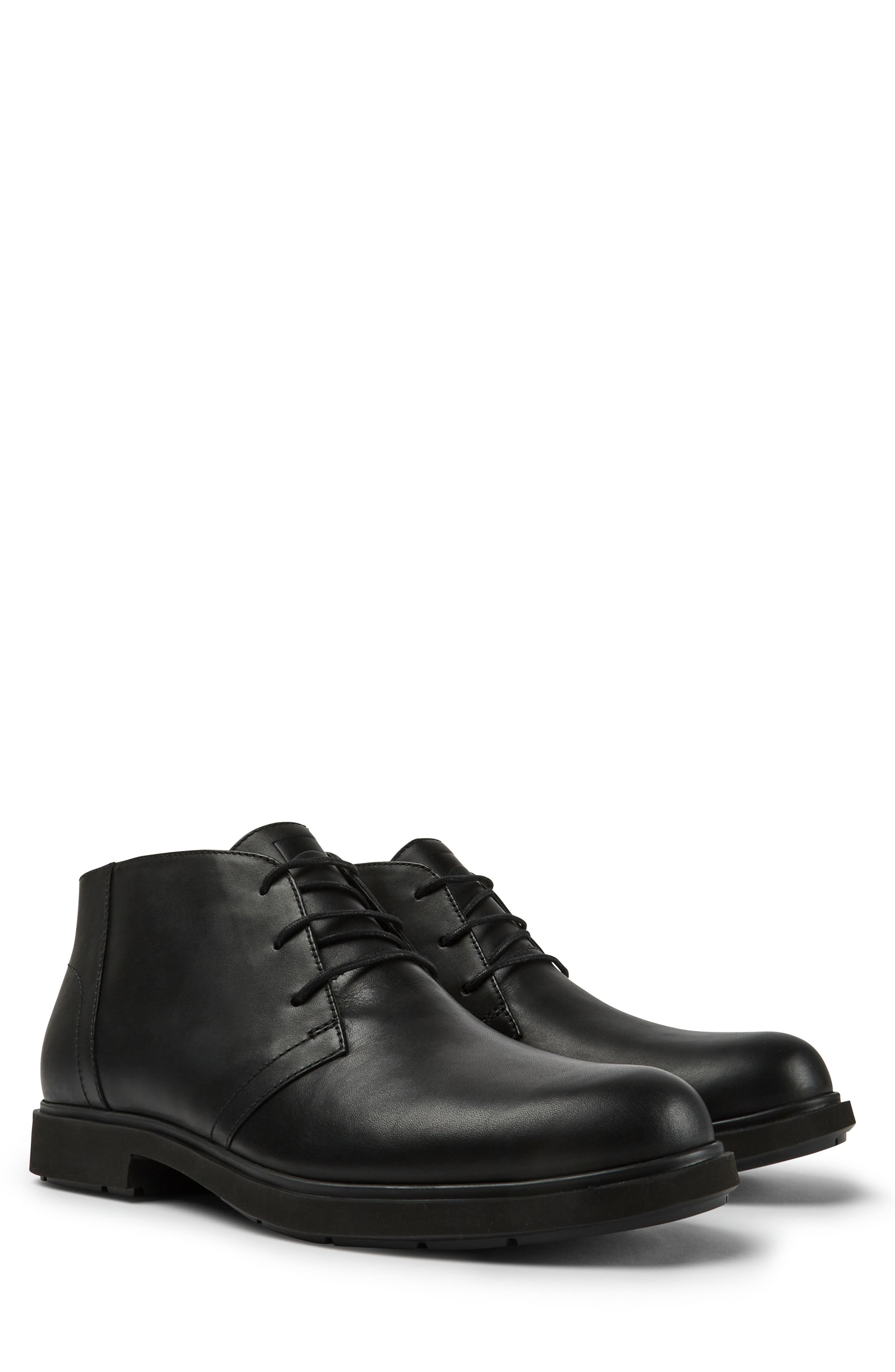 clarks mens black chukka boots