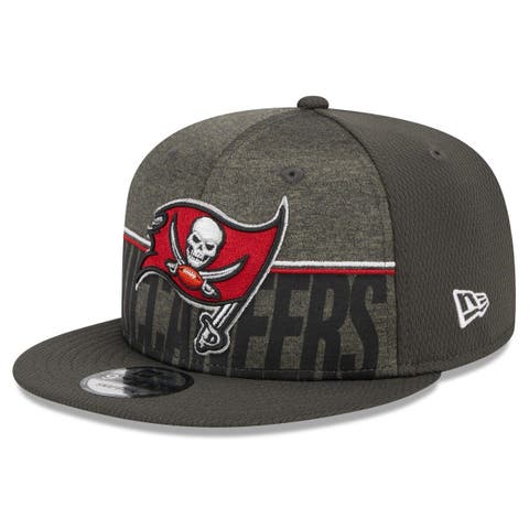 Tampa Bay Buccaneers New Era 2023 Salute To Service 9FIFTY Snapback Hat -  Camo/Scarlet