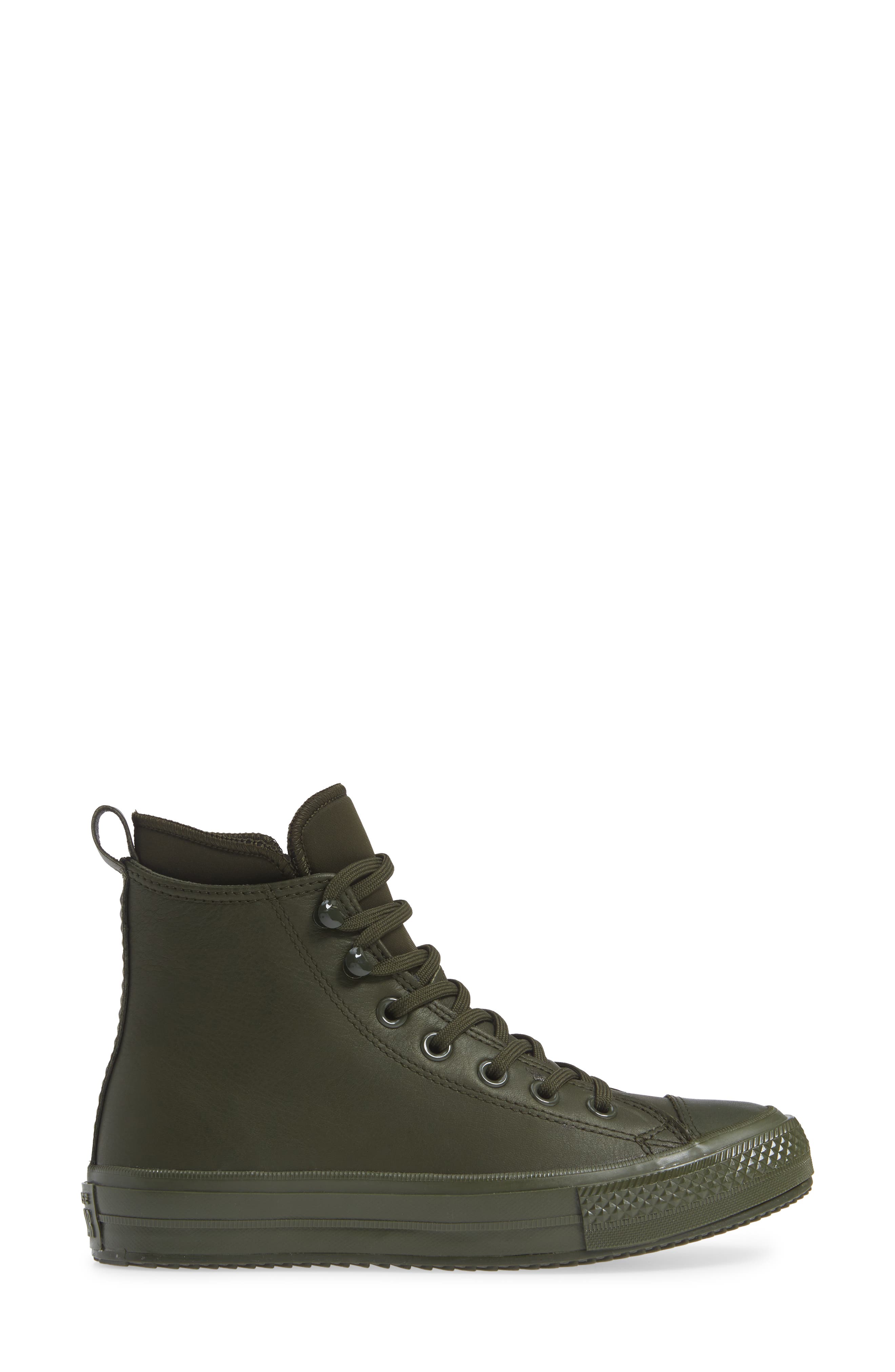 chuck taylor all star waterproof