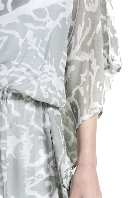 Saachi Abstract Print Cover-up Kaftan In Green