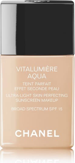VITALUMIÈRE AQUA Ultra-Light Skin Perfecting Sunscreen Makeup Broad  Spectrum SPF 15 - CHANEL