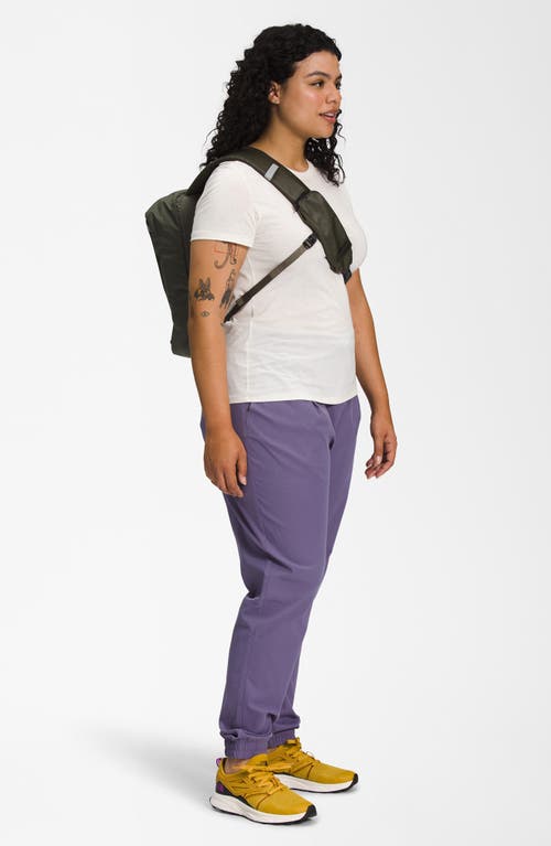 THE NORTH FACE THE NORTH FACE BASE CAMP VOYAGER SLING BACKPACK