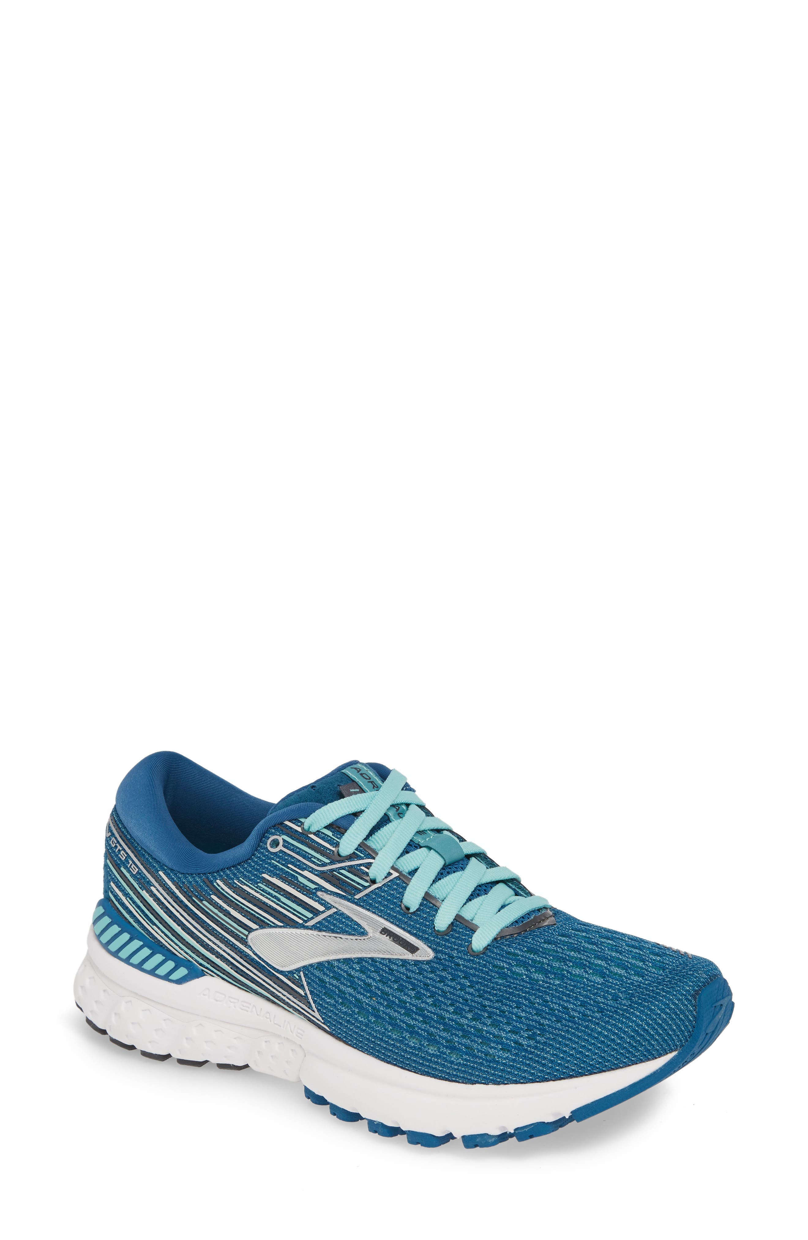 brooks gts size 6