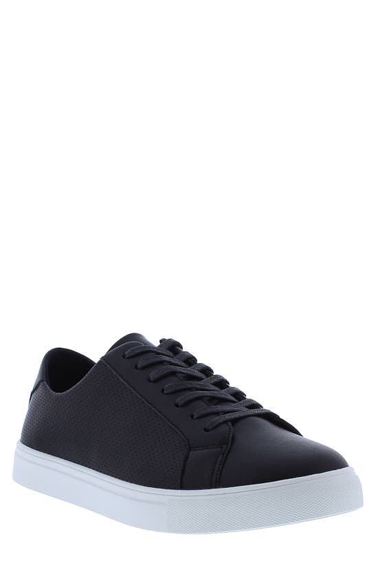 English Laundry Steve Sneaker In Black